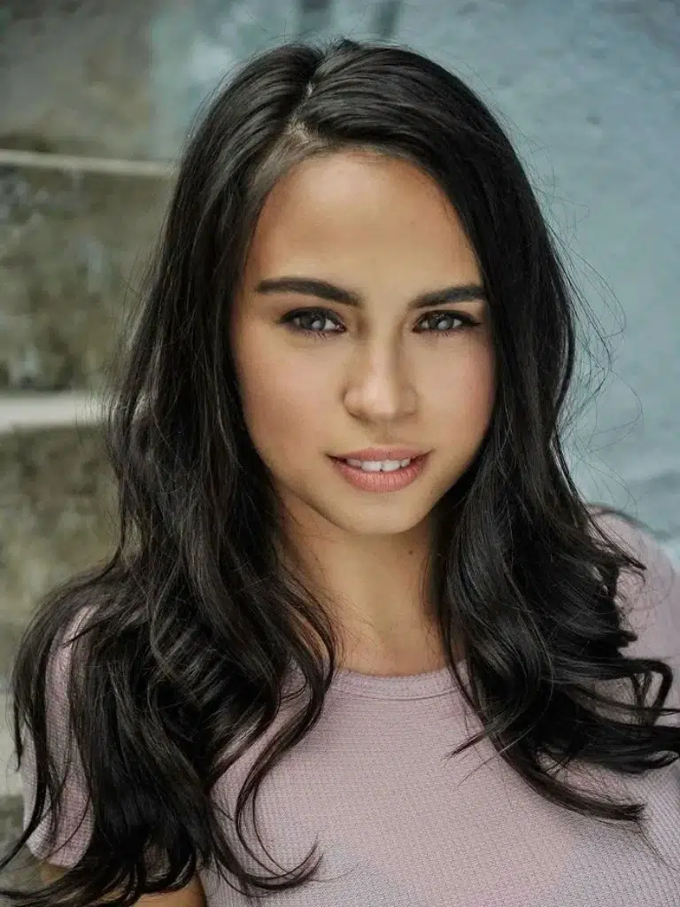 Abbie Lee Biography: Wiki, Age, Career, Height, Weight, Boyfriend, Net Worth & More